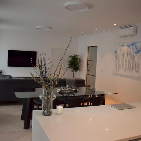 City Centre Luxury Apartment Zagreb Bagian luar foto