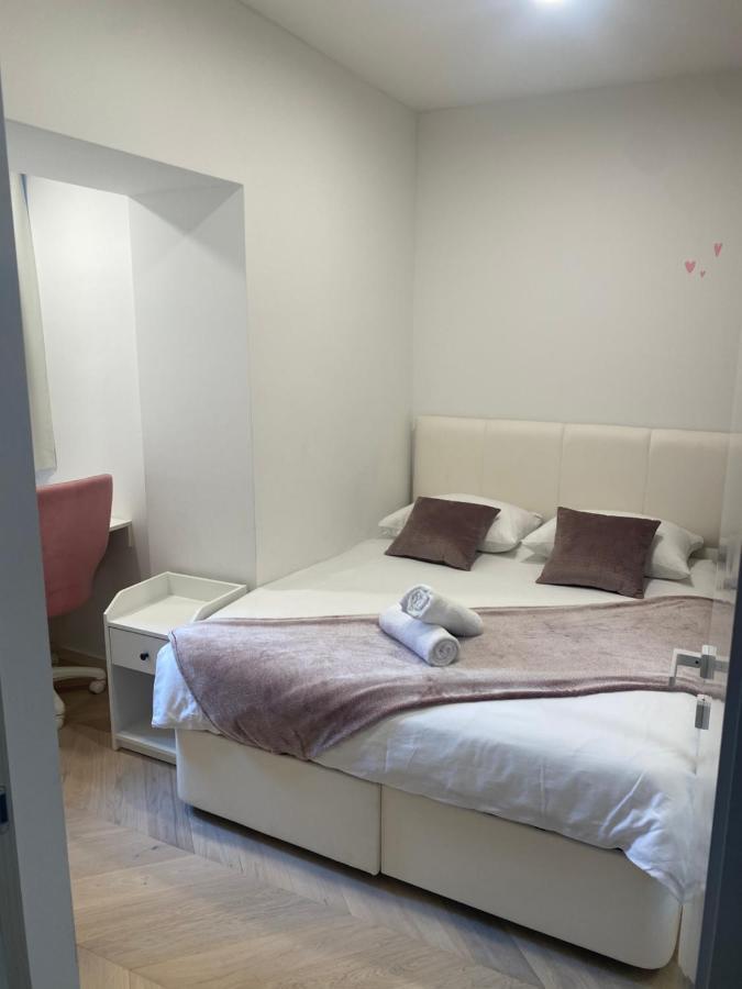 City Centre Luxury Apartment Zagreb Bagian luar foto